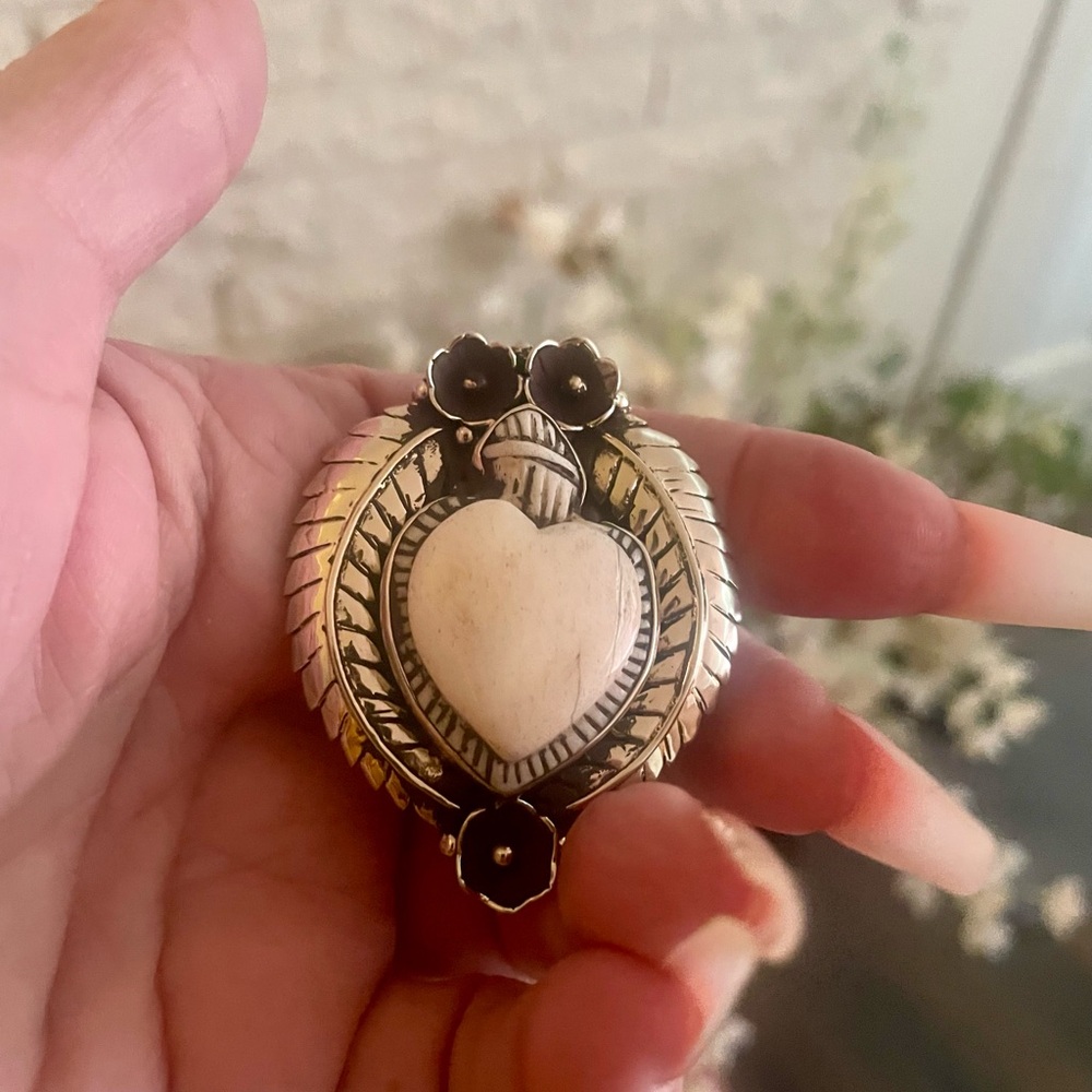 Adjustable statement artisan ring - Picture 4 of 8